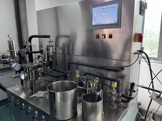Esterilizador aséptico VTIS / Esterilización de tratamiento flash UHT para crema de coco / Máquina de procesamiento de leche de laboratorio UHT