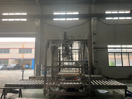 Máquina de llenado de doble cabeza de alto rendimiento personalizada 20-1000l BID Bolsa en tambor llenador aséptico llenador de caja de toneladas para fábrica de bebidas lácteas
