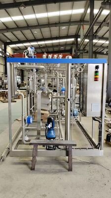 Alto costo de rendimiento del pasteurizador Capacidad dependiente de la condición de la máquina Características que apoyan el procesamiento térmico industrial